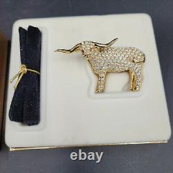 2000 Estee Lauder Gold Rhinestone Steer Solid Perfume Compact In Original Box