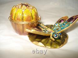 ESTEE LAUDER 2002 DRAGONFLY JAY STRONGWATER COMPACT WITH SOLID PERFUME Intuition