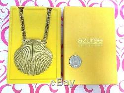 ESTEE LAUDER AZURE SOLID PERFUME COMPACT NECKLACE for 1972 RUNWAY in Orig. BOX