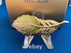 ESTEE LAUDER FLUTTERING FEATHER COMPACT SOLID withWHITE LINEN PERFUME