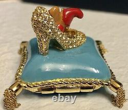 Estee Lauder Disney Compact Perfume / A Dream Is A Wish Your Heart Makes New