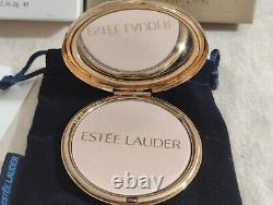 Estee Lauder Golden Alligator Compact Lucidity (06 Transparent) PLEASE READ