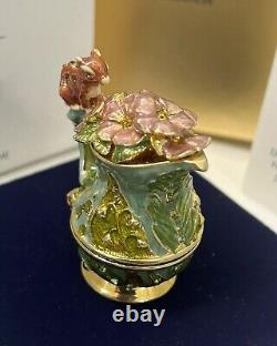 Estee Lauder'Magical Pitcher' Solid Perfume Compact