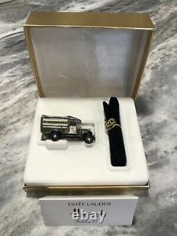 Estee Lauder Pleasures 1 of 400'02 Harrods Classic Delivery Van Perfume Compact