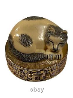 VTG 1985 Estee Lauder Cinnabar Sleeping Cat Solid Perfume Compact Ivory Series