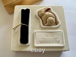 Estee Lauder 1997 Connaître Le Parfum Solide Compact Enamel Bunny Mib