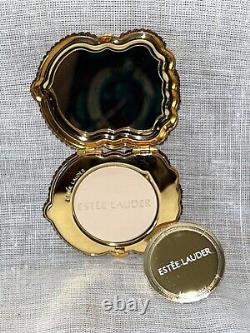 Estee Lauder GOLDEN PUP Compact Lucidity 0.1 Oz 2.8 g Collection Précieuse d'Animaux de Compagnie