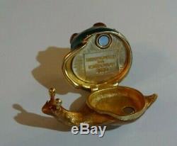 Estee Lauder Jay Strongwater Chatoyante Snail Parfum Solide Jewel Compact 2010