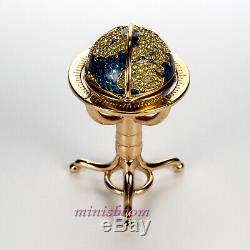 Estee Lauder Parfum Solide Globe Compact 2002 Collection
