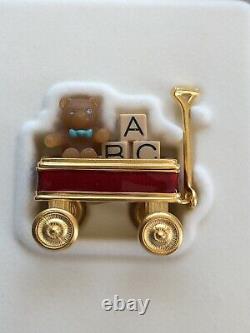 Estee Lauder Toy Bear En Wagon Solid Parfum Compact