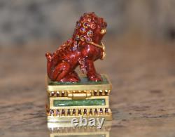 Jay Strongwater Estee Lauder Figurine compacte en cristal de Chinoiserie asiatique Foo Dog