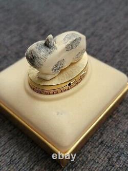 Vintage Estee Lauder Cinnabar Chat Solide Parfum Compact Contented Cat 1982